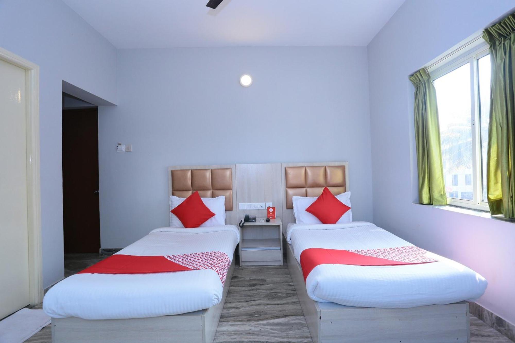 Super Townhouse Prince Palace Thiruvananthapuram Exteriör bild